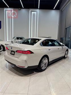 بي ام دبليو الفئة 5